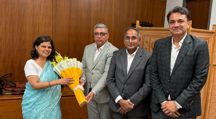 Ms Punya Salila Srivastava, IAS Secretary Department of Health & Family Welfare, Mr. Namit Joshi, Chairman Pharmexcil, Mr. Raja Bhanu, Director General, Pharmexcil, Mr. NIpun Jain,  Chairman IPHEX 2026