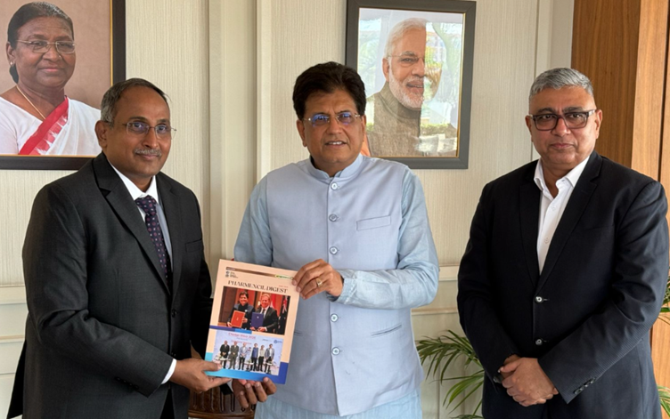 Shri Raja Bhanu, Director General, Pharmexcil, Shri Piyush Goyal, Ji Hon'ble Minister, Ministry of Commerce & Industry & Shri Namit Joshi, Chairman, Pharmexcil,