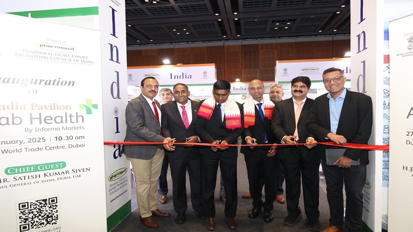 ArabHealth 2025 Inauguration of Pharmexcil Pavilion by 
Mr. Satish Kumar Sivan, Consul General of India, Dubai
Mr R P Singh, Joint Secretary, Department of Pharmaceuticals, Mr Bharat Desai, COA- PHARMEXCIL, Mr Raja Bhanu, Director General, Mr AVPS Chakrabothy, Honorary AdvisorPHARMEXCIL, Mr Yogesh, MD, INFORMA 